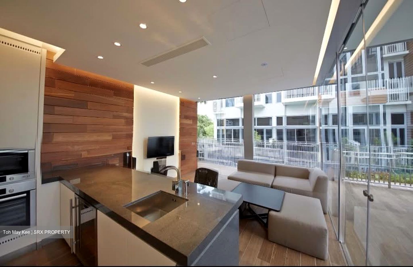 Woodgrove Avenue (D25), Terrace #561607771